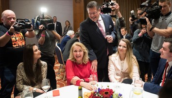 Poďte sa pozrieť, ako volebnú noc zaznamenali naše kamery