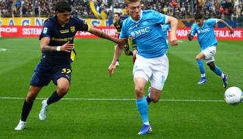 Lobotkov Neapol nedokázal vyhrať na pôde Parmy. Šance na titul tak opäť klesli