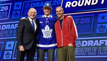V prvom kole draftu nezaznelo žiadne slovenské meno. Jednotkou sa stal McKenna, Vancouver mierne prekvapil