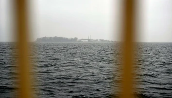 V Baltskom mori chystajú novodobý Alcatraz. Bude to väzenie pre migrantov