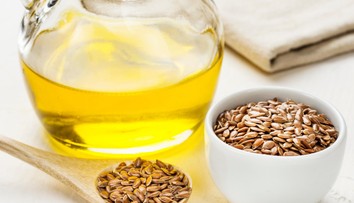 Zázračný každodenný rituál: Lyžička tohto oleja je skvelá pre vaše srdce aj cholesterol