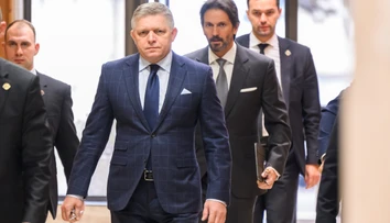 Prišli aj odišli bez slova. Po zasadnutí koaličnej rady nie je jasné, aké bude rozuzlenie krízy