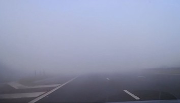 Slovensko sa prebudilo do ďalšieho hmlistého rána. Výstrahy platia pre celé územie