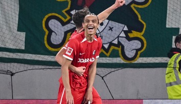 Bundesligový víkend otvoril nečakaný jednostranný gólový festival. Freiburg absolútne vygumoval Brémy