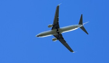 Zmeny trás aj drahšie letenky. Ako konflikty vo svete ovplyvňujú cestovanie?