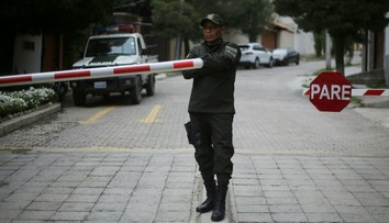 Otrasný pohľad. Mexickí policajti objavili vo vozidle sedem tiel