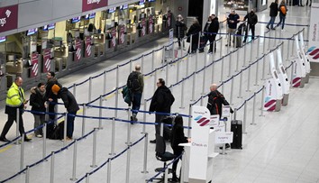 Pri náhodnej kontrole na letisku v Nemecku dolapili vraha, ktorý unikal 26 rokov. Môže za to náhoda