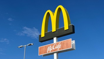 McDonald's potichu stiahol z ponuky jeden typ burgeru aj wrapu. Ľudia o ne nemajú záujem