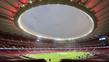 Miláno prišlo o lukratívnu príležitosť. Finále Ligy majstrov bude hostiť tradičná bašta alebo Azerbajdžan