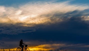 Čaká nás zamračený víkend, slnko sa ukáže iba miestami