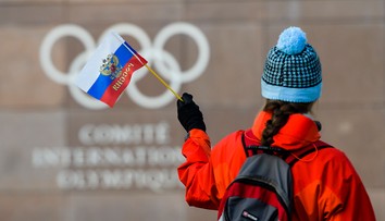 Rusi môžu štartovať v Pjongčangu jedine pod neutrálnou vlajkou, rozhodol MOV