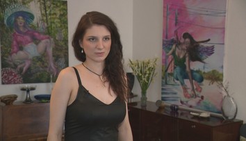 Gýč sa stal jej súčasťou. Uznávaná maliarka otvorene hovorí o šikane, ktorú sa snaží ukázať v tvorbe