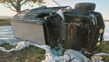 FOTO: Vážna nehoda pri Rimavskej Sobote: Mladý vodič urobil chybu
