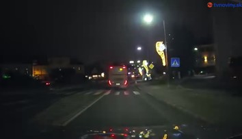 Opitý autobusár v Čadci. Cestujúcich viezol s viac ako jedným promile v krvi (VIDEO)