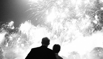 Zverejnili súkromný záber zo svadby Meghan a Harryho. To je romantika!