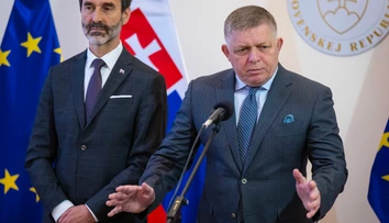 Fico sa dostal do sporu s Francúzmi. Vylúčil účasť v koalícii ochotných na pomoc Ukrajine