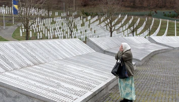 Holandsko nesie čiastočnú zodpovednosť za masaker v Srebrenici