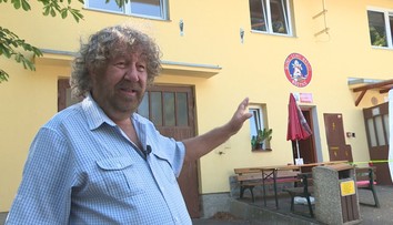 Navštívili sme legendárne Hoštice: Pozrite sa, ako to tam vyzerá