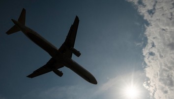 Turecko stratilo kontakt s lietadlom. Pri nehode mal zomrieť líbyjský generál