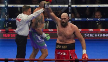 Tyson Fury všetkých prekvapil svojím rozhodnutím. Legendárny boxer oznámil koniec kariéry