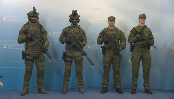 Po viac ako 15 rokoch v novom šate. Ministerstvo obrany „zaodelo“ vojakov