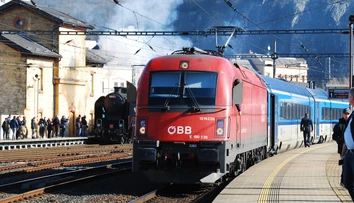 „Vlak odišiel bez nás.“ Matka s dcérou na vozíku prišli do Bratislavy o päť hodín neskôr