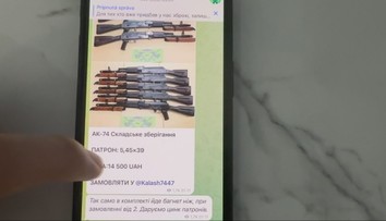 Pištole, samopaly, granáty. Spojili sme sa s ľuďmi, ktorí predávajú zbrane z ukrajinského frontu