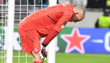 Na Tehelnom poli čelil peklu, vyštvali ho za hranice. „Dobrý chlapec“ Chovan v zahraničí žiari