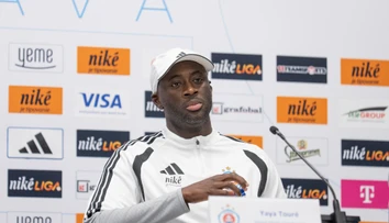 Yaya Touré túži po posilách, klub sa snaží. Z niektorých hráčov je tréner sklamaný
