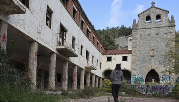 Za cenu väčšieho bytu v Bratislave kúpili celú dedinu. Manželia tu chcú vybudovať raj