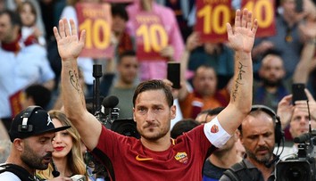 Francesco Totti zamieril do Moskvy a zarobil slušný balík. Rusi považujú za úspech vznik kontroverzií