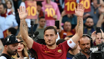 Legendárny Francesco Totti zavítal na Slovensko a vyzdvihol nášho dlhoročného reprezentanta