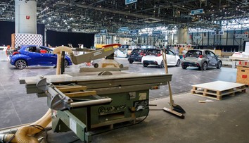 Organizátori museli zrušiť jubilejný ročník ženevského autosalónu