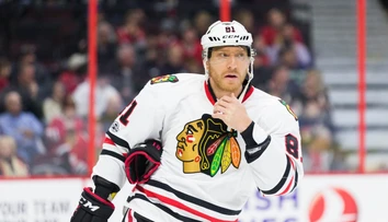 Krvavé začiatky Hossovej kariéry v NHL. Slovák takmer pripravil o oko draftovú jednotku