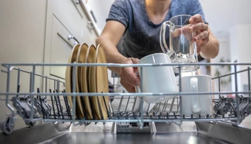 Umývačka neumýva tak, ako má? Väčšina ľudí zabúda na dôležitú vec