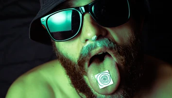 Vedci skúmajú terapeutické využitie LSD. Zatiaľ sa nevie, aké dávky sú bezpečné