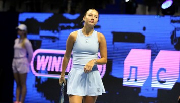 Ruská tenistka si potajme zmenila občianstvo. Jej krajania zúria, ostro sa vyjadrila aj legenda