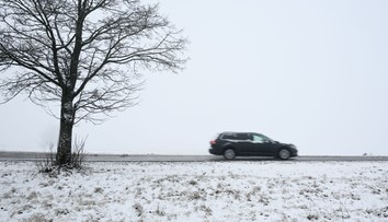 So snehom prichádzajú aj povinnosti. Vodiči, na toto pred jazdou nezabudnite