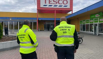 Muž napadol obhajkyňu v supermarkete v Trebišove. Útok skrutkovačom nám opísala svedkyňa