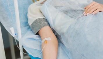 Z dovolenky rovno do nemocnice. Žena si z Ugandy priniesla nebezpečnú infekciu