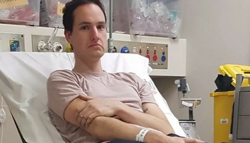 Fyzik chcel zostrojiť náramok proti koronavírusu, napokon skončil s magnetmi v nose