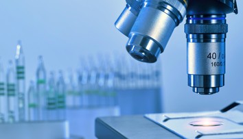 Objav, ktorý môže byť prelomový. Experiment odhalil, že kov má rovnakú schopnosť ako ľudská koža