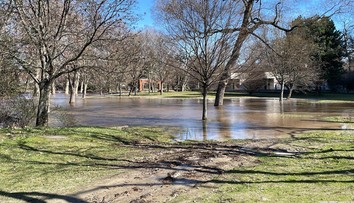 Poškodený vodovod, ktorý spôsobil potopu v Sade Janka Kráľa, už opravili