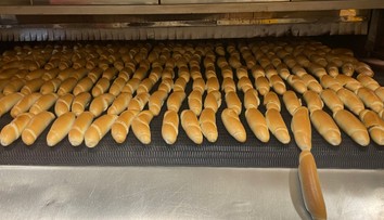 Pekári už avizujú, že chlieb a rožky budú pre transakčnú daň drahšie