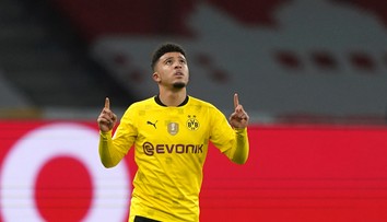 Koniec prestupovej ságy. Manchester United získal z Dortmundu Angličana Jadona Sancha