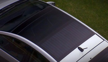 Solárny panel namiesto strechy. Tak by mali už čoskoro vyzerať naše autá