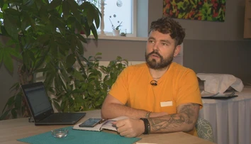 Starostlivo zvažoval pomer ceny a výkonu a kúpil auto z Číny.  Len čo sa pohol od predajcu, už sa pokazilo
