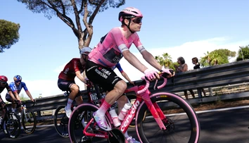 Giro totálne ovládol Vingegaard. Kubiš má za opaskom prvú Grand Tour