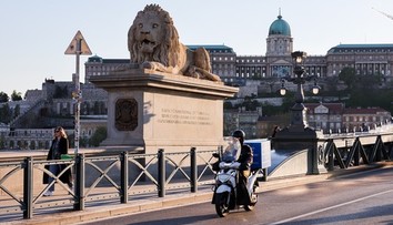 Iba pätina Maďarov má pocit, že žije lepšie než pred štyrmi rokmi, ukázal prieskum