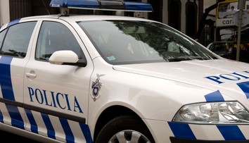 Neuveriteľný prípad šikany. Chlapcovi spolužiaci odrezali končeky prstov